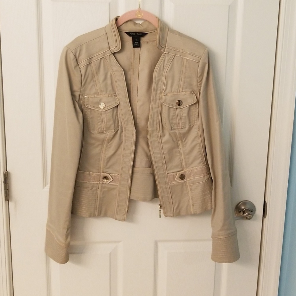 Stunning blazer by White House Black Market